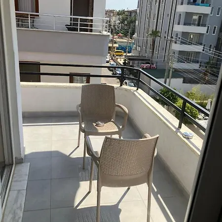 Christina Apartmanhotel