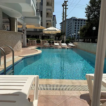 Christina Apartahotel Alanya