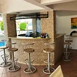 Apartahotel Christina 3*