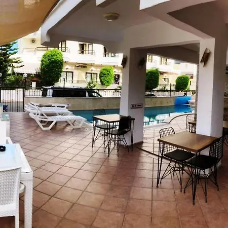 Christina Aparthotel Alanya