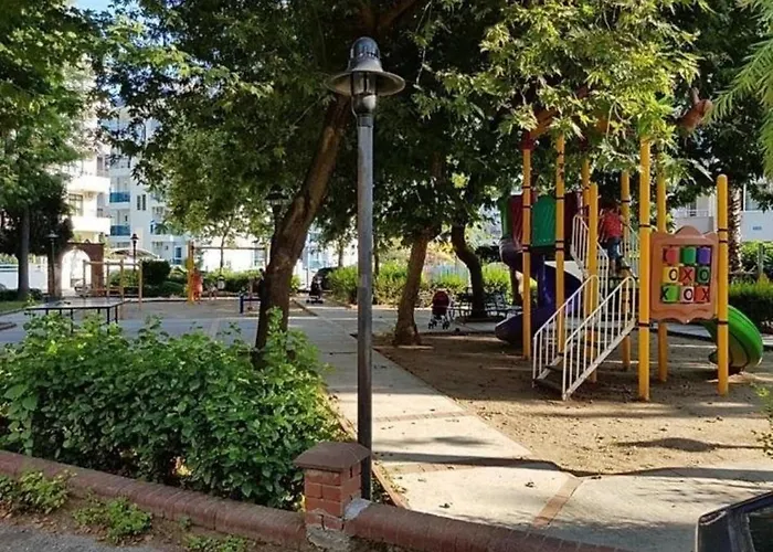 Christina מלון דירות